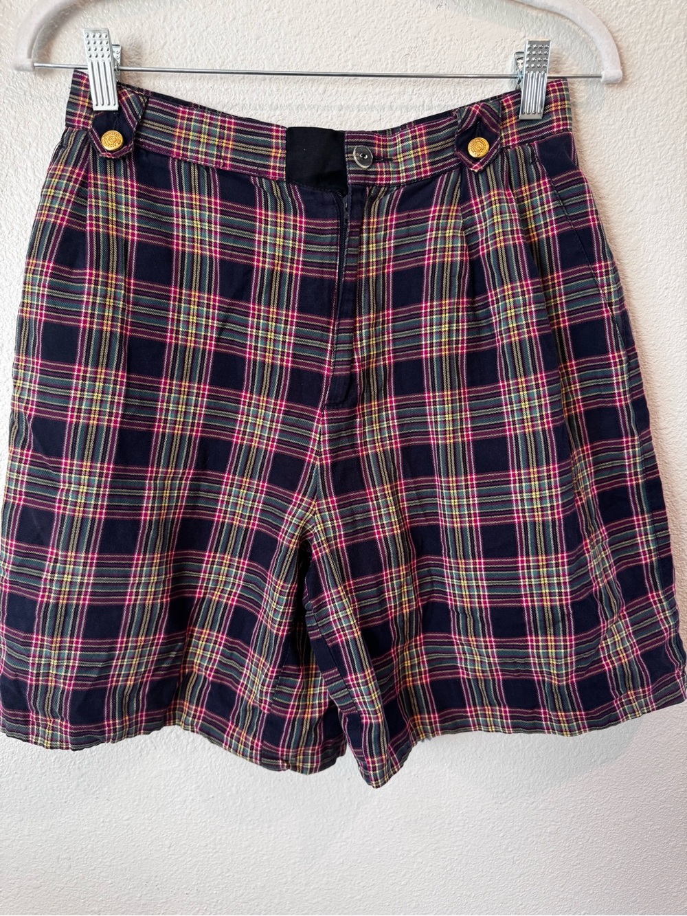 LizSport Petite. Plaid High-Waisted Tailored Women’s Shorts.